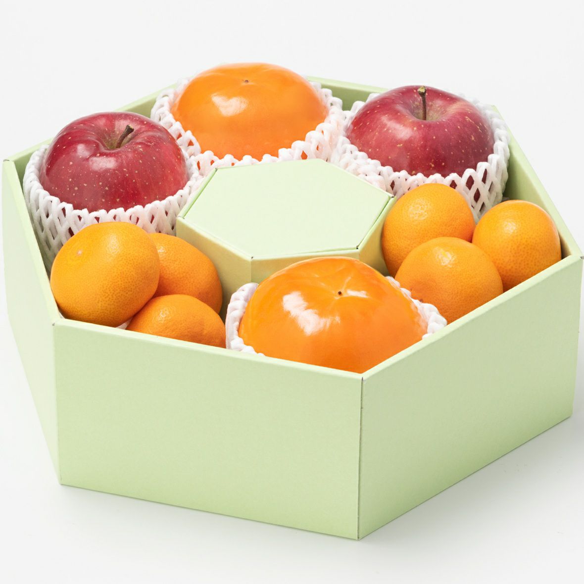 国産 柿（2玉）とりんご（2玉）とみかん（6玉）