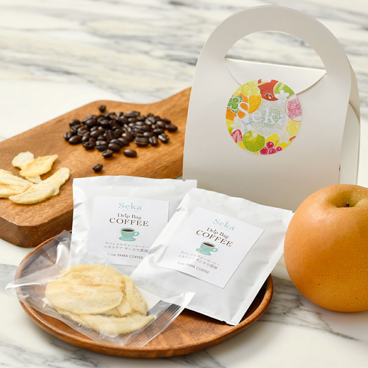 ドリップコーヒー2点と国産赤梨のドライフルーツのギフトバッグ